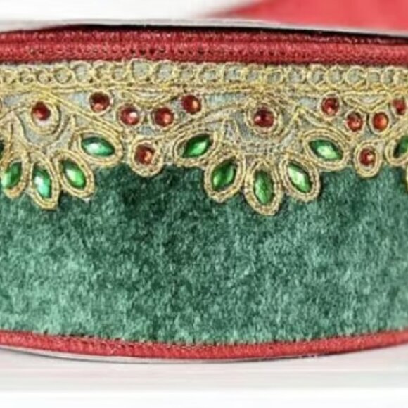 Green Scrolled Jewel Velvet Ribbon Christmas Trim Trimming Craft Supplies - Picture 7 of 7